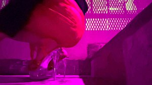 WOW! Sexy Italian MILF Artemisia Smokes In High Heels Outdoor Foot Fetish!