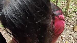 Outdoor creampie nearly caught with horny Filipina girlfriend!