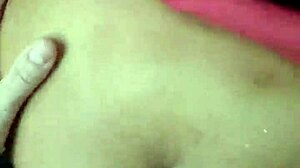 Outdoor creampie nearly caught with horny Filipina girlfriend!