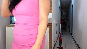 risky fuck with hubby's friend in bathroom while he showers 😏💦🚿 quase pegos!