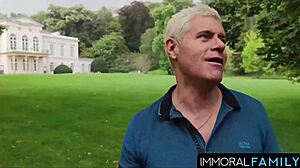 porno dan's juicy babes lick cum everywhere