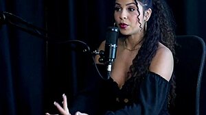 ever seen sweet karolzinha dance sensually then fuck on trail?