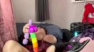 fat bbw fingers her wet pussy solo