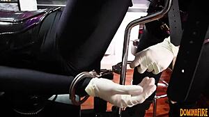 i make salome salvi squirt nonstop with my strapon dominafire style!