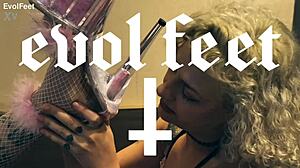 SUCK MY TOES For Latina Goddess Foot Domination Bliss!