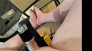Strangers Control My Toy Live Til I Cum On Feet