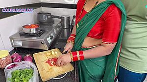 גיס נכנס למטבח להפתעת יום שני חמה לקומאל