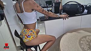 corno calls buff neighbor to fuck 18-year-old girlfriend felina joao o safado