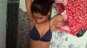 desi bhabhi gets pounded hard by neighbor in bathroom 🔥🍑💦