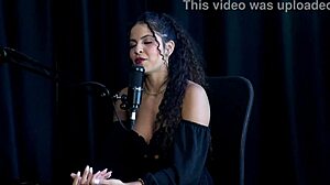 ever seen sweet karolzinha dance sensually then fuck on trail?