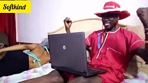 Belle-mère caresse-moi doucement je jouis trop vite madrastra