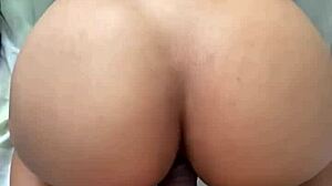 เพื่อนสนิทเด้งตูดใหญ่บนควย ครีมปี้แตกคารู POV Homemade