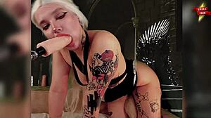 Daenerys Stretches Throat and Vibes Pussy in Cosplay