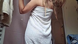 Mah Santos pulls out her juicy pussy for hot masturbation video straight from YouTube