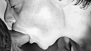 SUCE MA GROSSE BITE and watch him explode in my mouth!