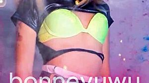 bonneyuwu shakes cute pigtails in sexy white skirt argentina dance 🔥💃