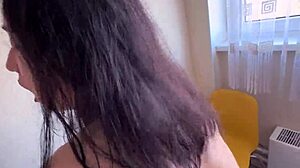 Step-Aunt Eases Journey Stress In Steamy Family Taboo Play