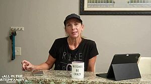 stepmom madi blaze shower cock suck 🚿🍆