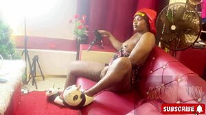 anitawetpussy, wanna see her squirt all over her ebony body outdoors?