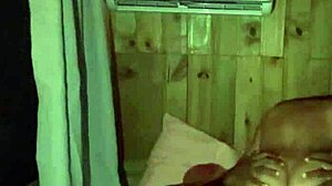 safada gringa bares pussy takes big black cock pov homemade bareback