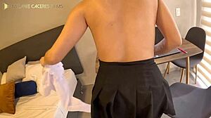 Чукам английската учителка Мелани Касерес за горещи оценки