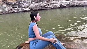 Argentinian beauty's ass tempts stranger fuck by the river for cash