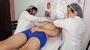 Enfermeiras get ereção from double blowjobs ball licking handjobs hospital