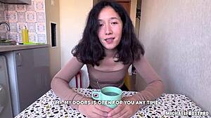 Step-Aunt Eases Journey Stress In Steamy Family Taboo Play