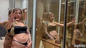 a loira mais safada do brasil toma leitinho no cu apertado