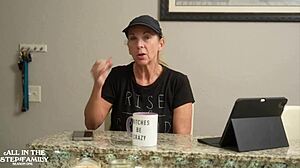 stepmom madi blaze shower cock suck 🚿🍆