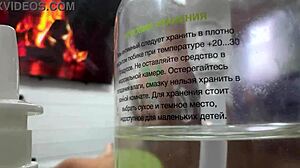 chi è pronto per l'anale tabù della petite teen 18+ Misssvikkis in outfit trasparente in cam