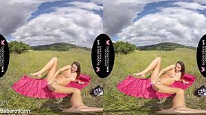 vanessa decker, solo fingering your trimmed pussy outdoors in vr?