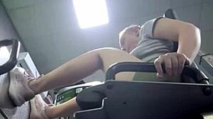 Teen gym slut squirts extreme pussy juices masturbating big tits ass in public workout