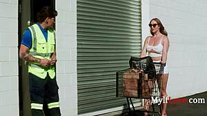 damn! her curves crave it mouth swallows everything deep