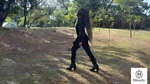 married jogger sneaks park fuck with tony tigrão's huge cock