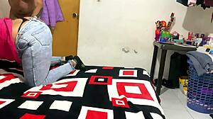 en el bus publico ligamos y le chupo el culo a mi amiga