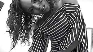 Marie Luv seductively fingers shaved pussies with other girls