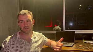 Damn! Secretary Slut Devours Boss's Bareback BWC Like a Pro!