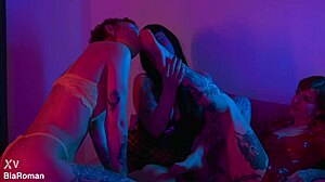 My soft soles get WORSHIPED by her hungry mouth 👅