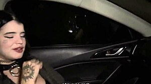 Alt Girl Stretches Wet Pussy With Juicy Taxi Cock