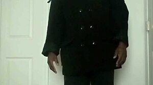 stretching arms like masturbating workout tease got you hard yet?