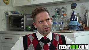 delilah dagger's oily massage turns hardcore with nicky rebel fast