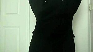 stretching arms like masturbating workout tease got you hard yet?