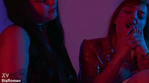 My soft soles get WORSHIPED by her hungry mouth 👅