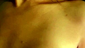 Vill du knulla min trånga fitta på alla fyra tills du sprutar slarvigt i munnen?