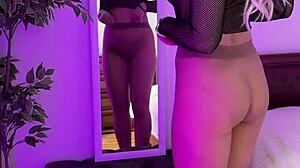 Sexy milf rips nylons to tease her curvy ass and tits