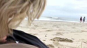 A fat dick wakes milf for beach anal 😈🍑