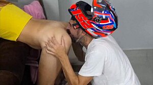 Brunette Latina Babe Gets Delivery Guy Creampie