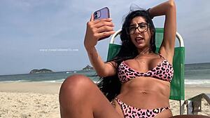 ريناتينها ميلو شات شاطئ بري عرض مع مص زب أسود عملاق!