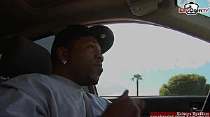 BBC разтяга естествените цици и стегнатата путка на брюнетка 18+ курва